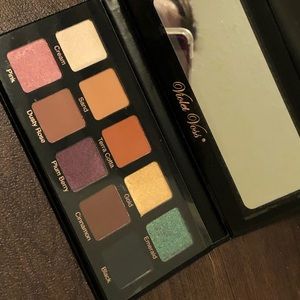 Makeup Eyeshadow & Blush palettes.